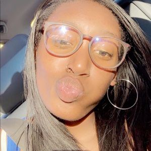 Meet your Posher, Kai